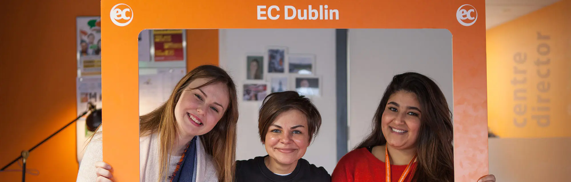 Programas inglés + trabajo remunerado de EC Dublin 30plus