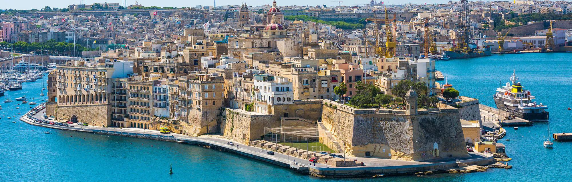 Escuelas de inglés para adultos, niños y adolescentes en Malta isla principal